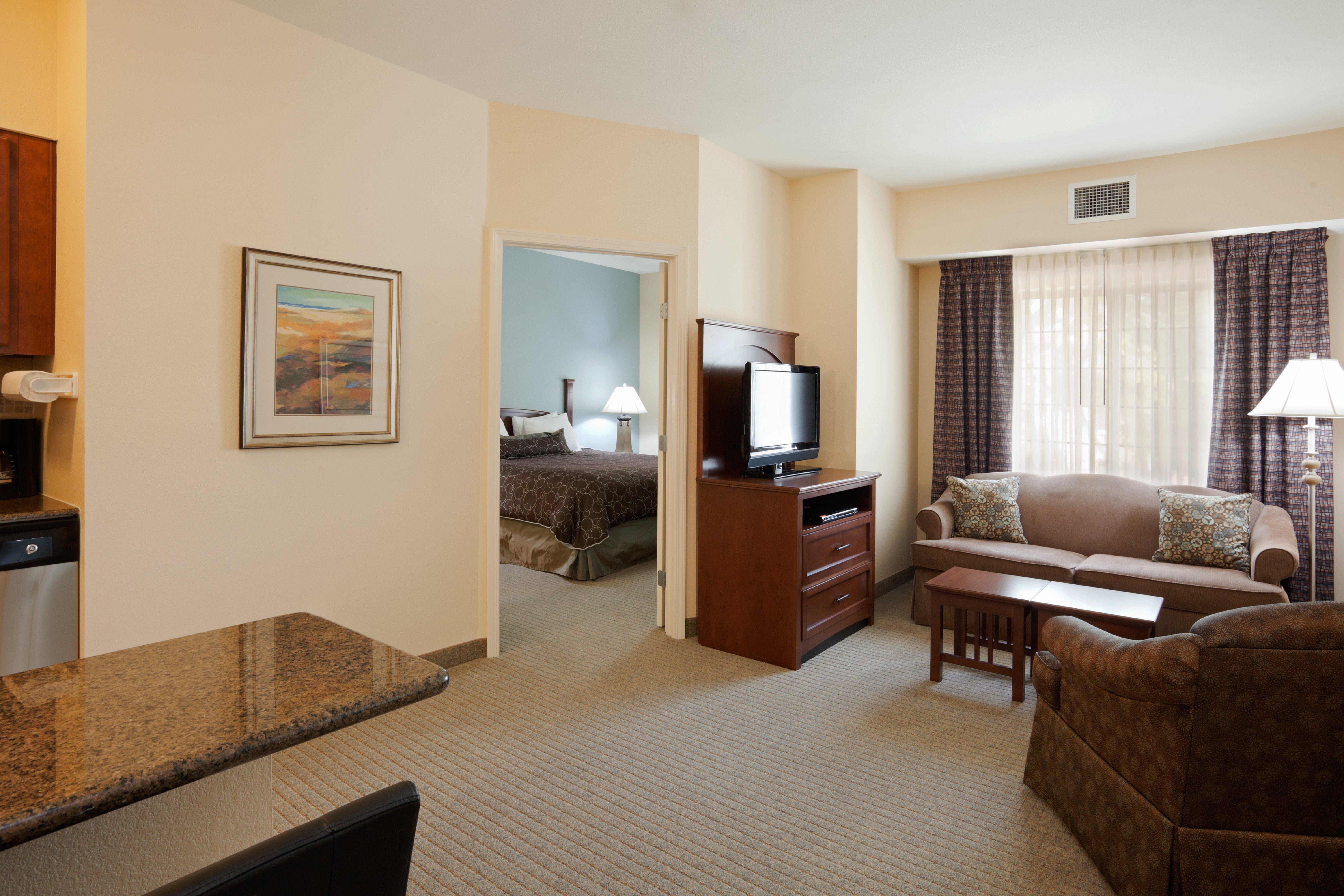 Staybridge Suites Lafayette-Airport By Ihg Номер фото