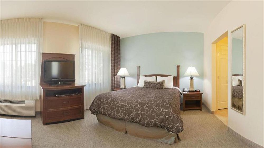 Staybridge Suites Lafayette-Airport By Ihg Екстер'єр фото