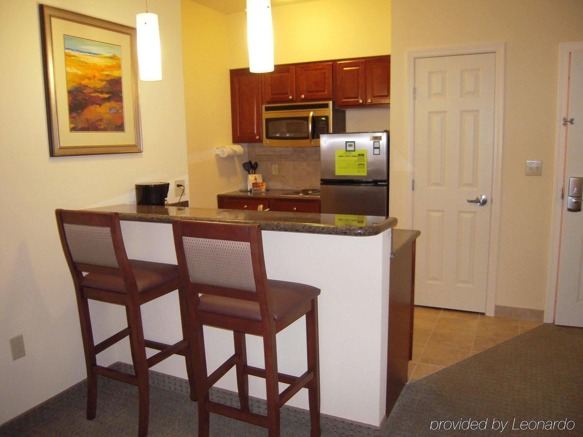 Staybridge Suites Lafayette-Airport By Ihg Номер фото