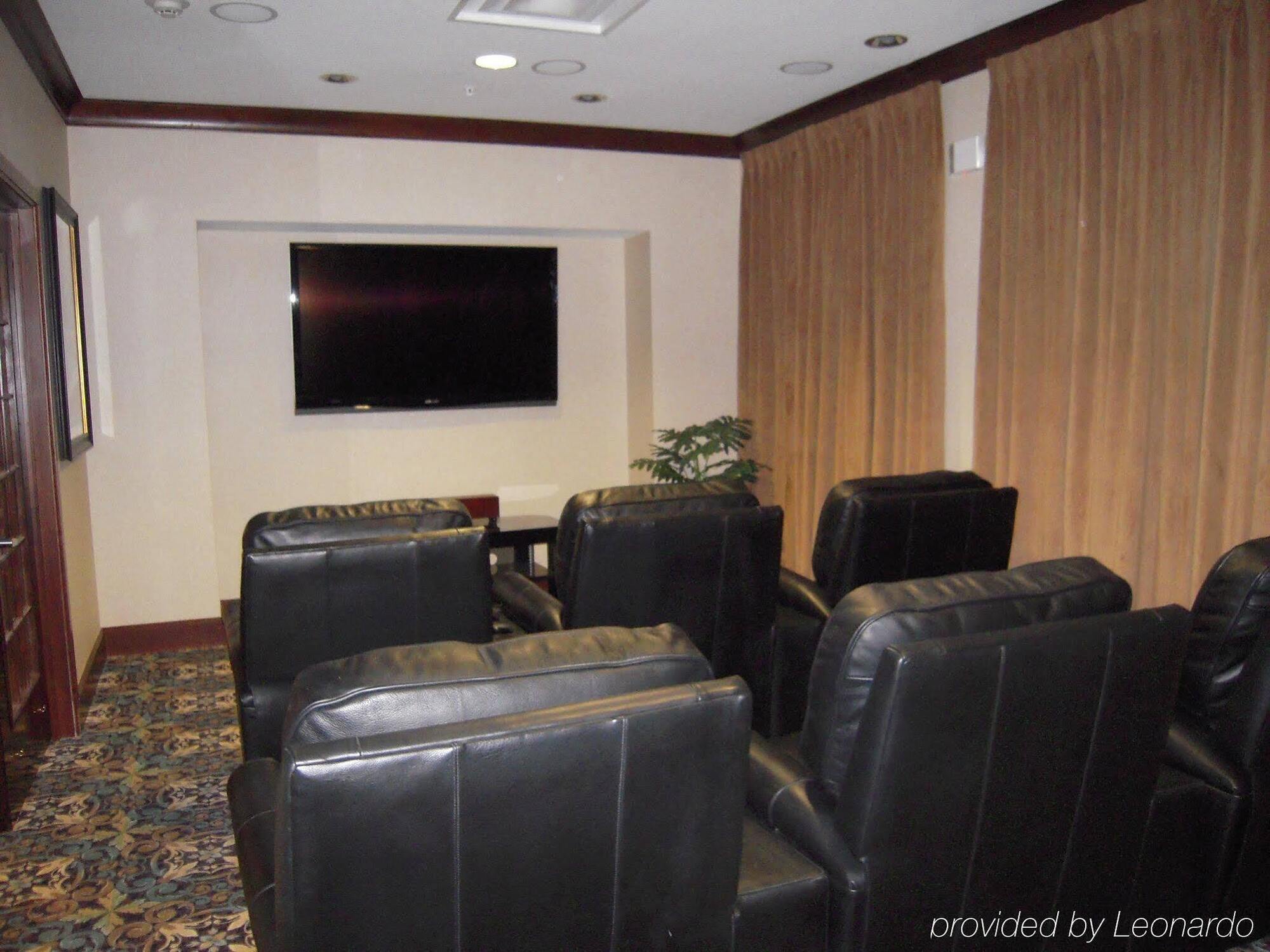 Staybridge Suites Lafayette-Airport By Ihg Екстер'єр фото